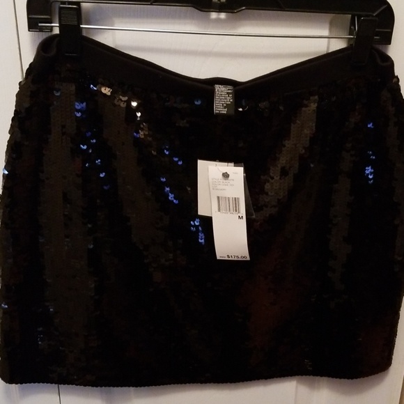 Black designer sequin mini skirt unworn. Size M - Picture 3 of 4